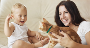 evde-kedi-beslemenin-bebeklere-faydası